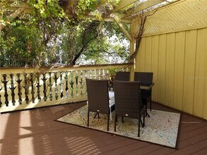 525 Rawls Ave-Unit -4 in Sarasota, FL - Building Photo - Building Photo