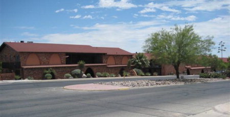 Los Arcos in El Paso, TX - Building Photo