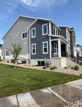1057 N Canvasback Dr in Lehi, UT - Building Photo - Building Photo