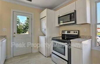 2424 Gordon Ln in Richmond, VA - Building Photo - Building Photo