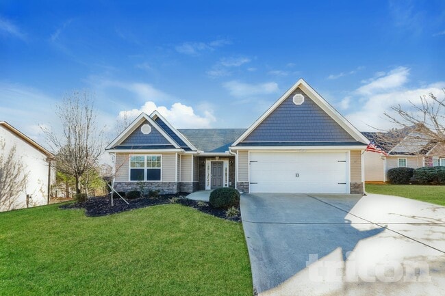 property at 925 West Ave