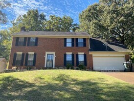 2245 Easton Dr in Memphis, TN - Building Photo
