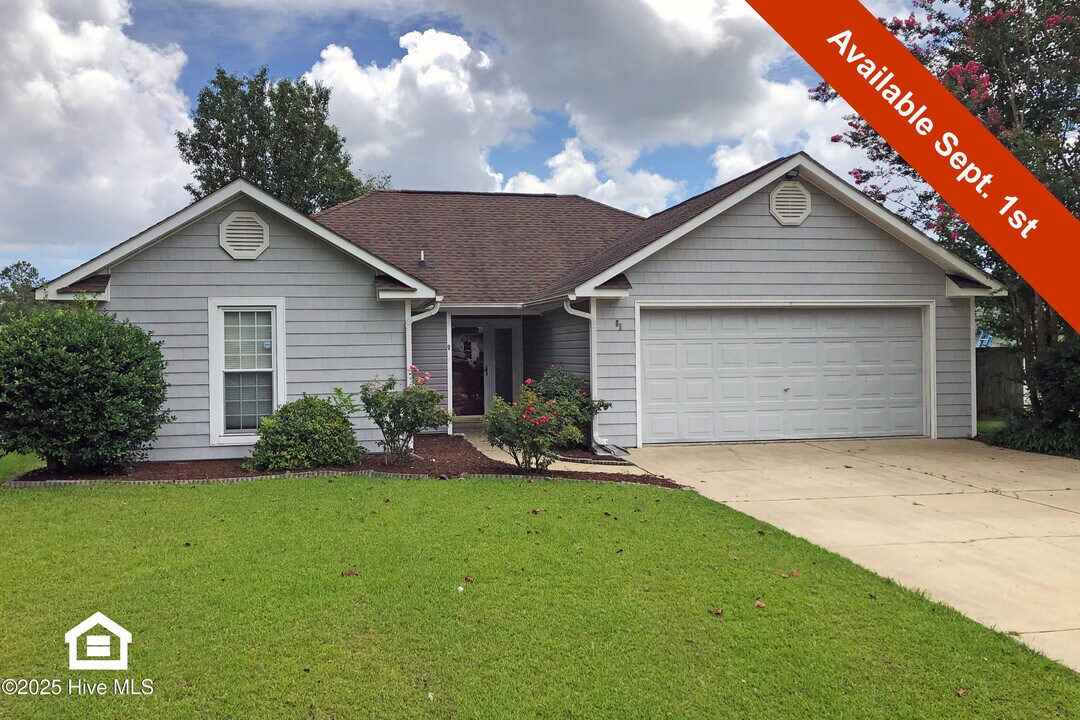 95 Eastgate Dr in Jacksonville, NC - Building Photo