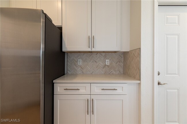 property at 15618 Summit Pl Cir