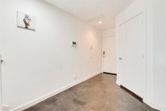 2423 Wentworth St in Houston, TX - Building Photo - Building Photo
