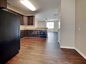 7778 Discovery Rd in North Charleston, SC - Building Photo - Building Photo