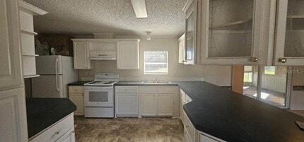 9631 Moore Rd in Lakeland, FL - Building Photo - Building Photo