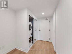 1100 Sheppard Ave W in Toronto, ON - Building Photo - Building Photo