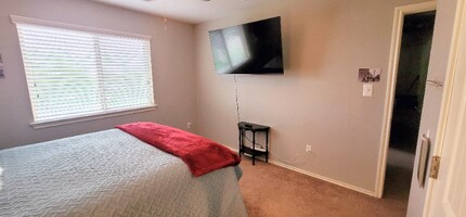 124 Savoy Cv in Kyle, TX - Building Photo - Building Photo