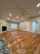 1025 W Frontage Rd in Campobello, SC - Building Photo - Building Photo
