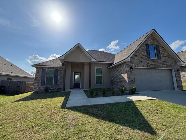 331 Hummingbird Ln in Princeton, LA - Building Photo - Building Photo