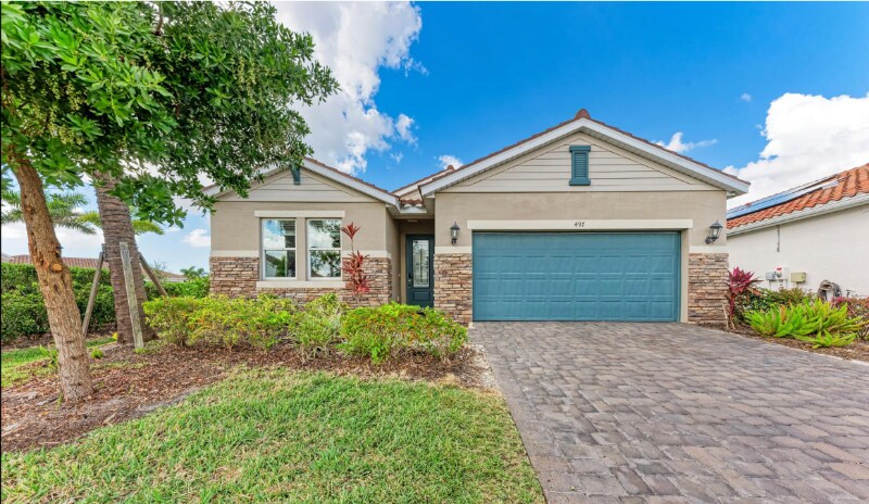 497 Firebush Dr in Nokomis, FL - Foto de edificio