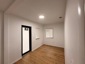 1721 SW 12th St in Miami, FL - Building Photo - Building Photo