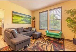 497 W Center St in Douglas, MI - Building Photo - Building Photo