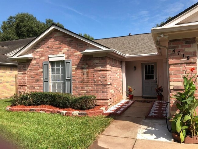 property at 4718 Rainbow Run
