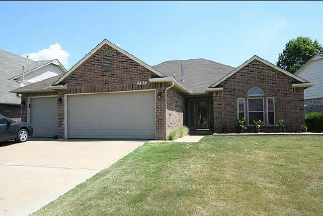 property at 505 E Helena St