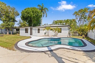 1524 SW 32nd Ct in Fort Lauderdale, FL - Building Photo - Building Photo