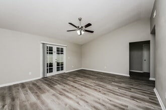 1108 Santa Cruz Way in Winter Springs, FL - Foto de edificio - Building Photo
