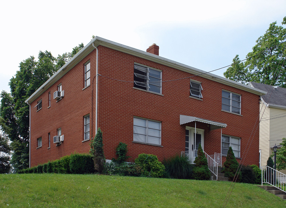 6 Concord Ave in Fort Thomas, KY - Foto de edificio