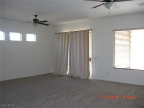 9 Morninglow Pass in Henderson, NV - Building Photo - Building Photo