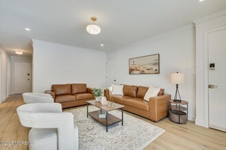 212 10th Ave in Belmar, NJ - Building Photo - Building Photo