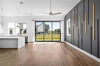 9855 Mocking Bird Hill Ln in Houston, TX - Building Photo - Building Photo