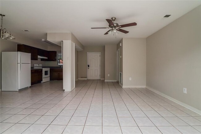 6129 Hialeah St in Orlando, FL - Building Photo - Building Photo