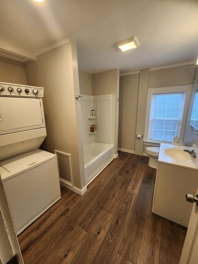 340 Virginia Ave, Unit 3