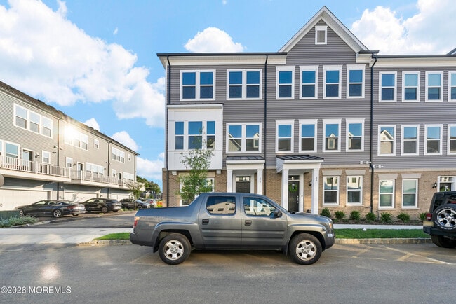 86 Driftwood Cir in Oceanport, NJ - Building Photo - Building Photo