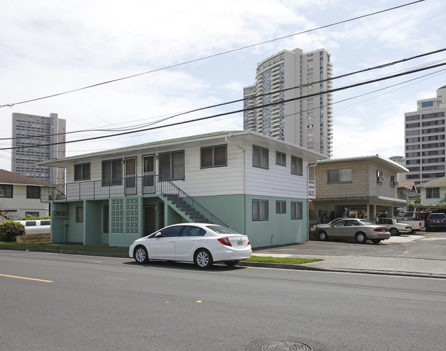 2221 Fern St in Honolulu, HI - Building Photo - Building Photo