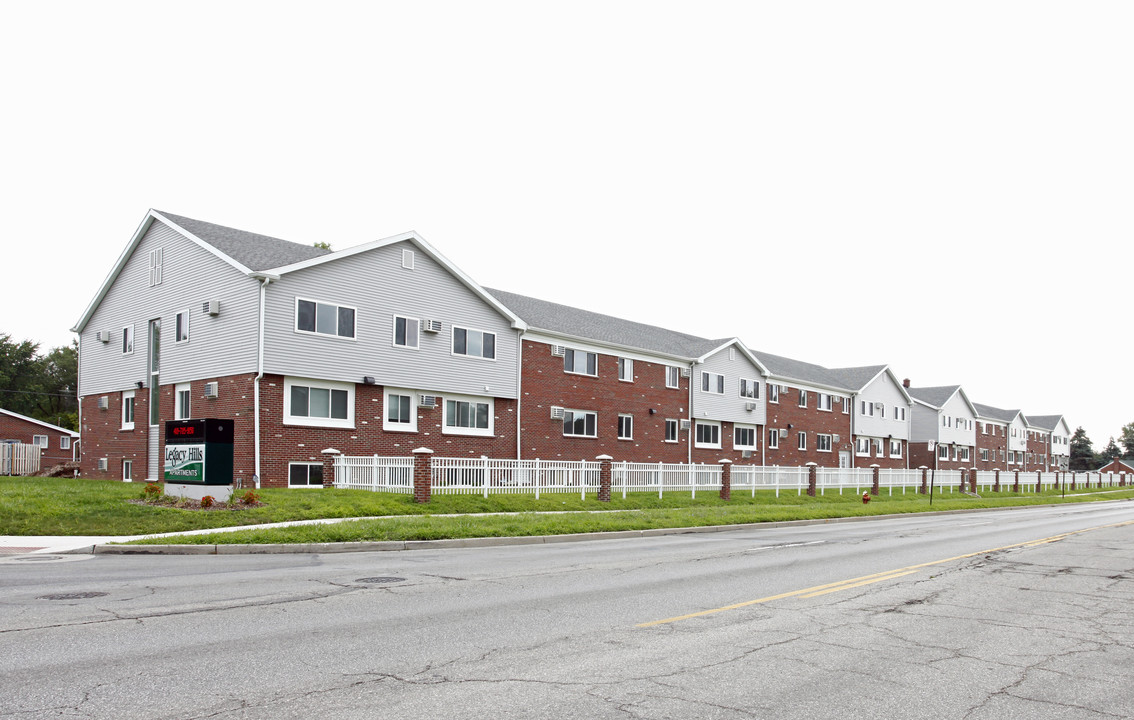 Legacy Hill Apartments in Toledo, OH - Building Photo