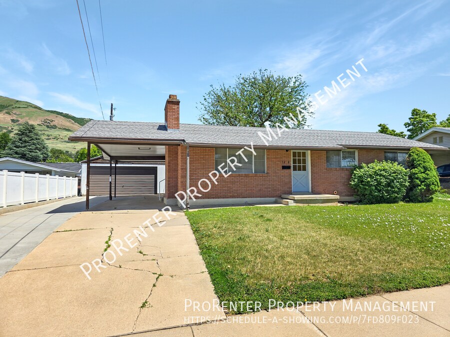 1280 N 325 E in Bountiful, UT - Building Photo
