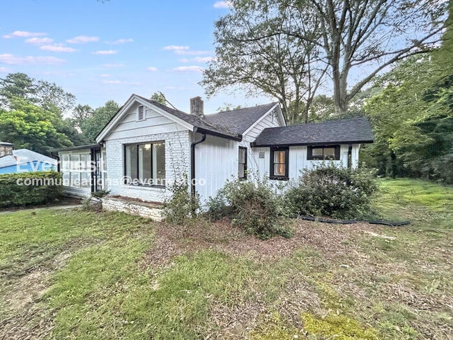 1026 Lynhurst Dr SW in Atlanta, GA - Building Photo - Building Photo