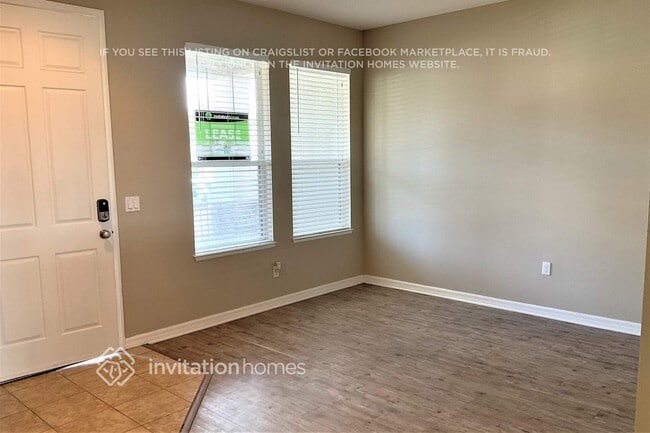 742 Woods Landing Dr in Minneola, FL - Foto de edificio - Building Photo