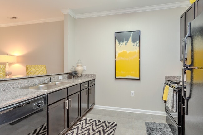 Adeline at White Oak in Garner, NC - Foto de edificio - Interior Photo