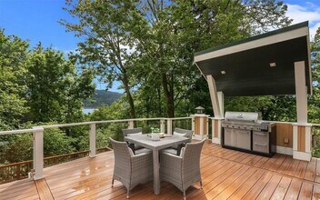 4155 212th Way SE in Sammamish, WA - Building Photo - Building Photo