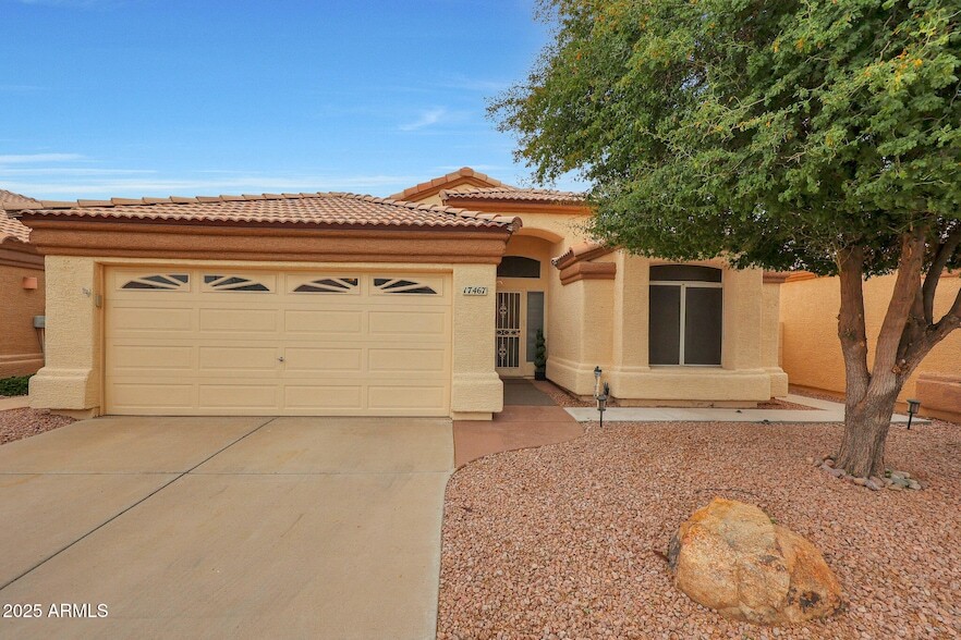 17467 N Sunset Trail, Unit AUCPEG in Surprise, AZ - Foto de edificio