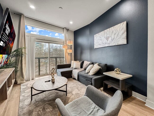 310 N Malcolm X Blvd in Dallas, TX - Building Photo - Building Photo