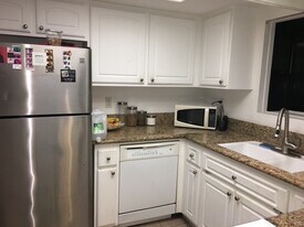 3516 E Ransom St, Unit 205 in Long Beach, CA - Building Photo