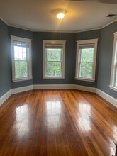 794 Boylston St, Unit 3 in Chestnut Hill, MA - Foto de edificio - Building Photo