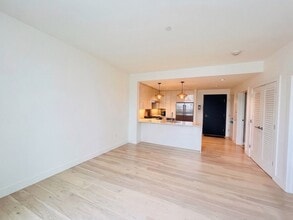 32 Traveler St, Unit 613 in Boston, MA - Building Photo - Building Photo