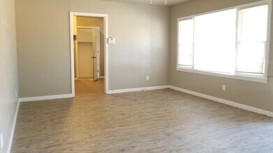 3805 35th St in Lubbock, TX - Building Photo - Building Photo