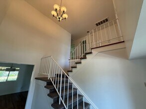 22220 Canones Cir in Santa Clarita, CA - Building Photo - Building Photo