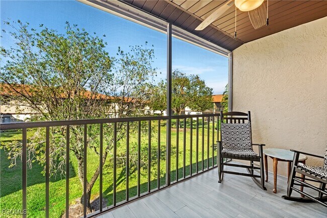 4790 S Cleveland Ave in Ft. Myers, FL - Building Photo - Building Photo