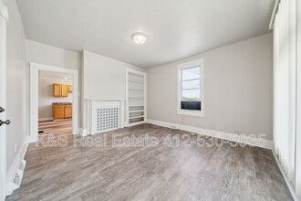 7990 Pennsylvania Ave in North Huntingdon, PA - Building Photo - Building Photo