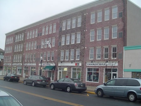 E Washington Apartments in Washington, NJ - Building Photo