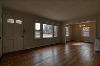 2232 Old Spring Rd in Smyrna, GA - Building Photo - Building Photo