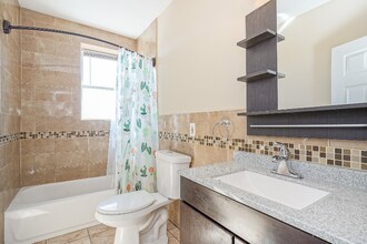 7000 Forrest Ave in Philadelphia, PA - Building Photo - Building Photo