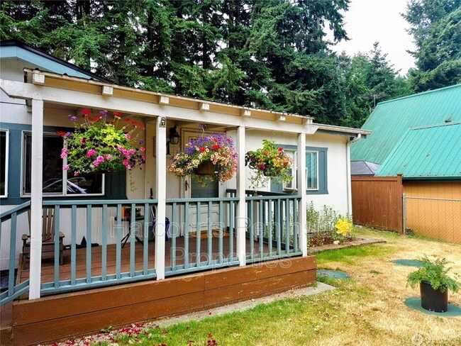 9110 144th St Ct NW in Gig Harbor, WA - Building Photo - Building Photo