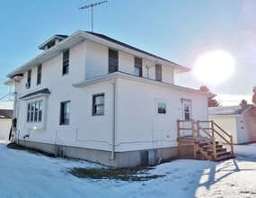 505 2nd Ave SW in Rugby, ND - Building Photo - Building Photo